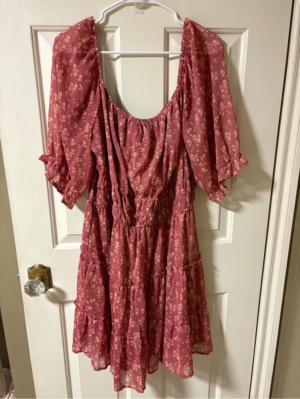 Trixxi Rose Floral Smocked Tiered Midi Dress Sz: 1X